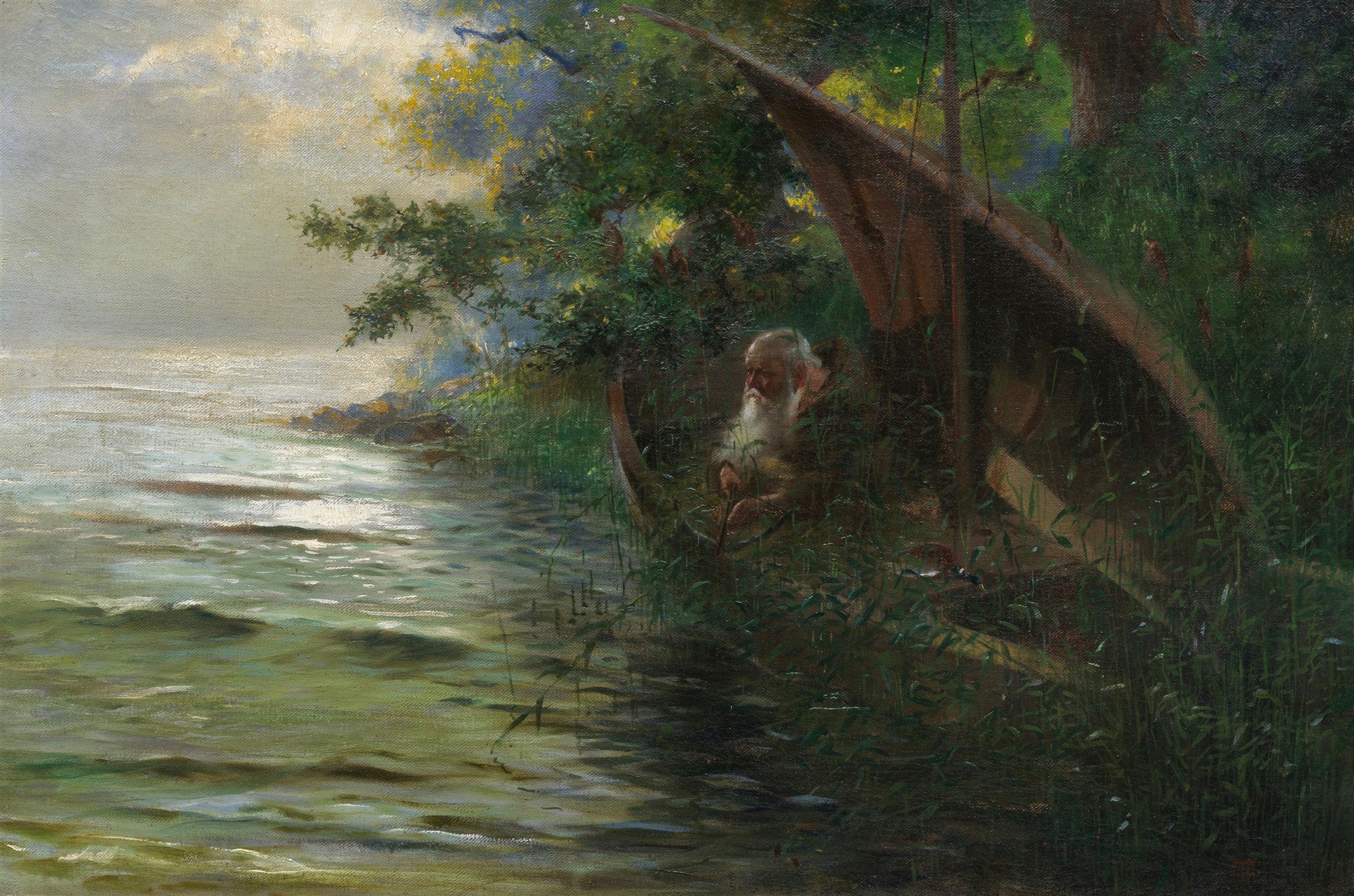 Pintura de Hans Thoma, 'O Eremita no Barco', mostrando um homem idoso barbudo em um pequeno barco escondido entre a vegetação densa na margem de um lago ou rio, com águas calmas e luz suave no horizonte.