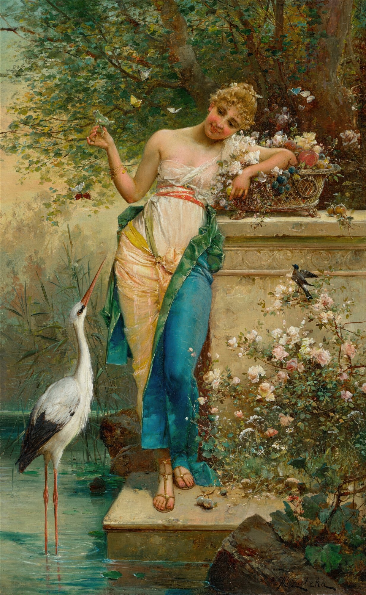Quadro decorativo com uma ninfa sorridente vestida com tecidos fluidos, sentada à beira de um lago com uma garça branca, cercada por borboletas, flores e folhagens verdes. Pintura de Hans Zatzka.