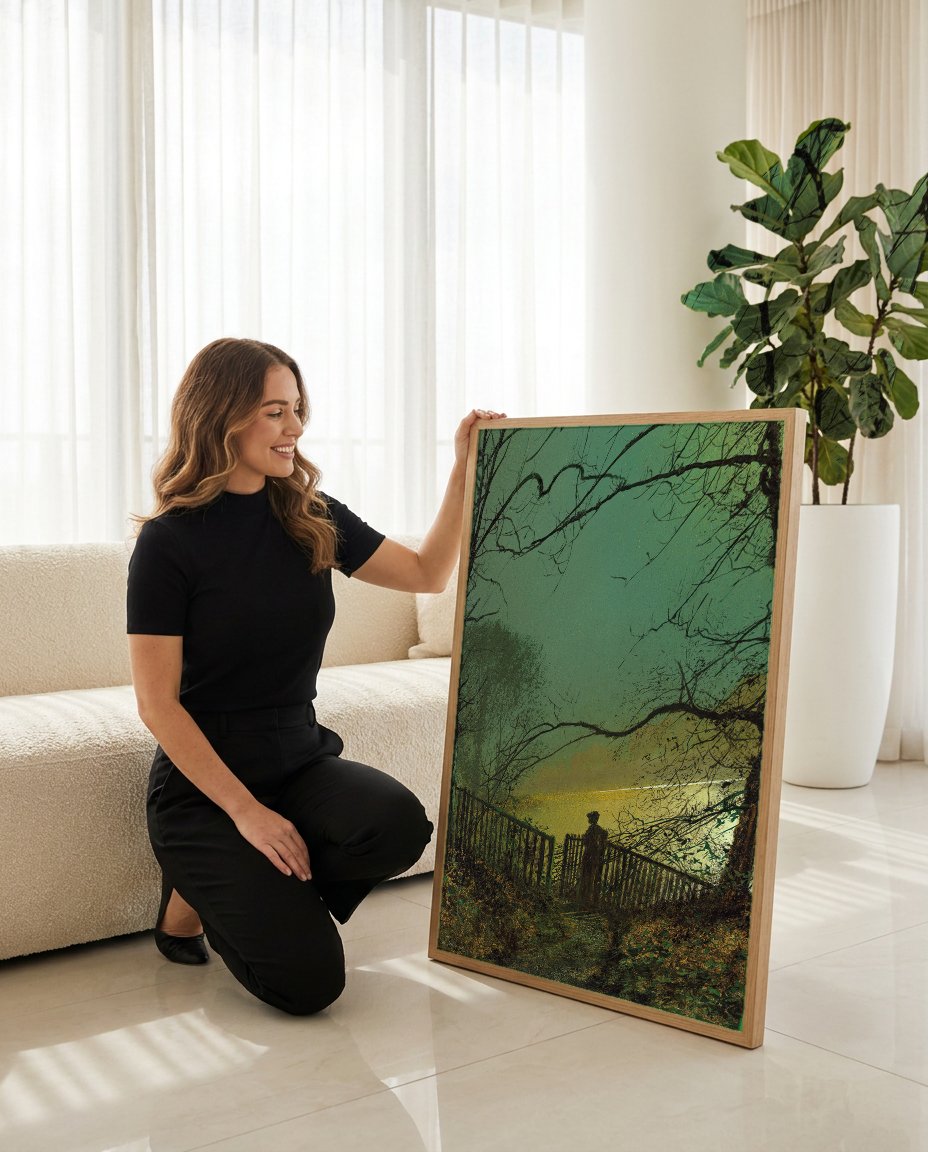 Quadro Decorativo Noite ao Lago - Grimshaw com modelo em ambiente