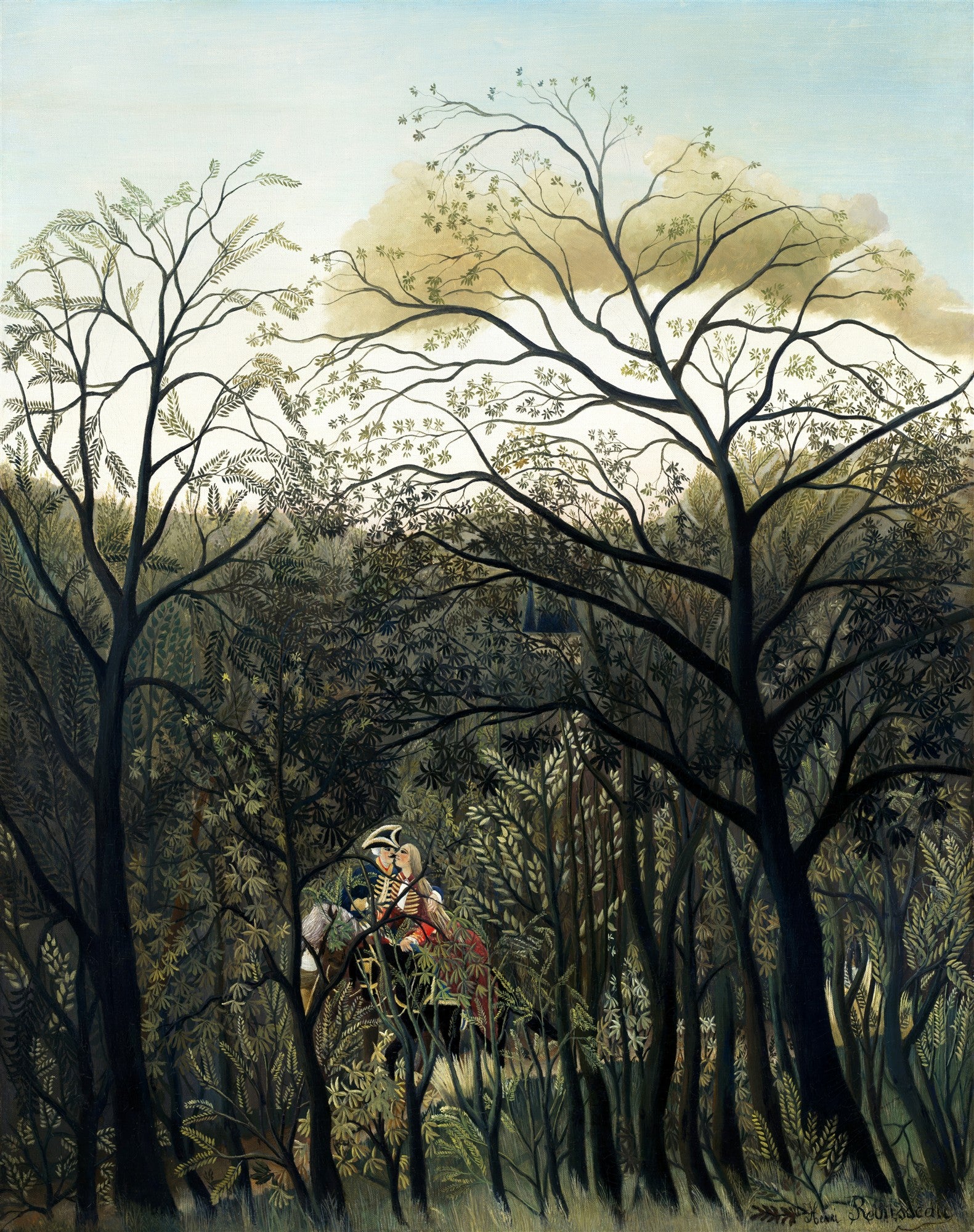 Quadro decorativo "Os Amantes" de Henri Rousseau, mostrando um casal se beijando em um denso bosque com árvores de folhagem escura e céu claro ao fundo.