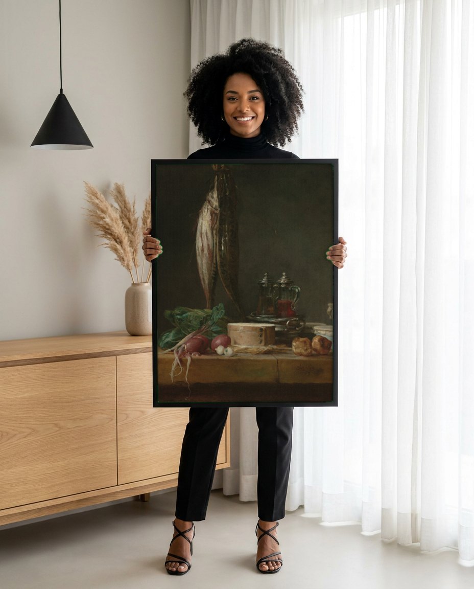 Quadro Decorativo Natureza-Morta com Peixes – Jean Siméon Chardin | modelo apresentando o quadro emoldurado