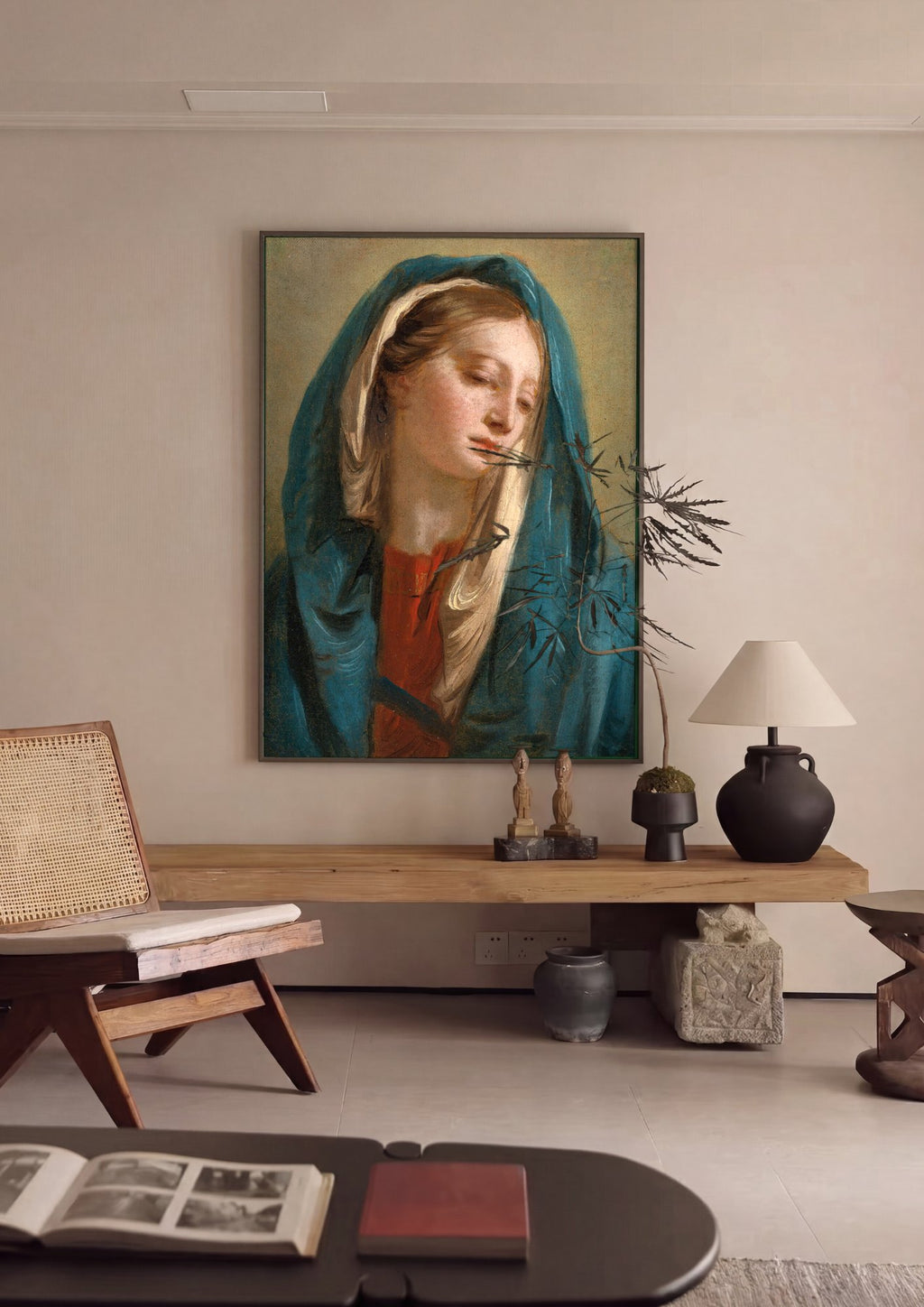 Quadro Decorativo A Virgem Dolorosa - Tiepolo em ambiente decorado