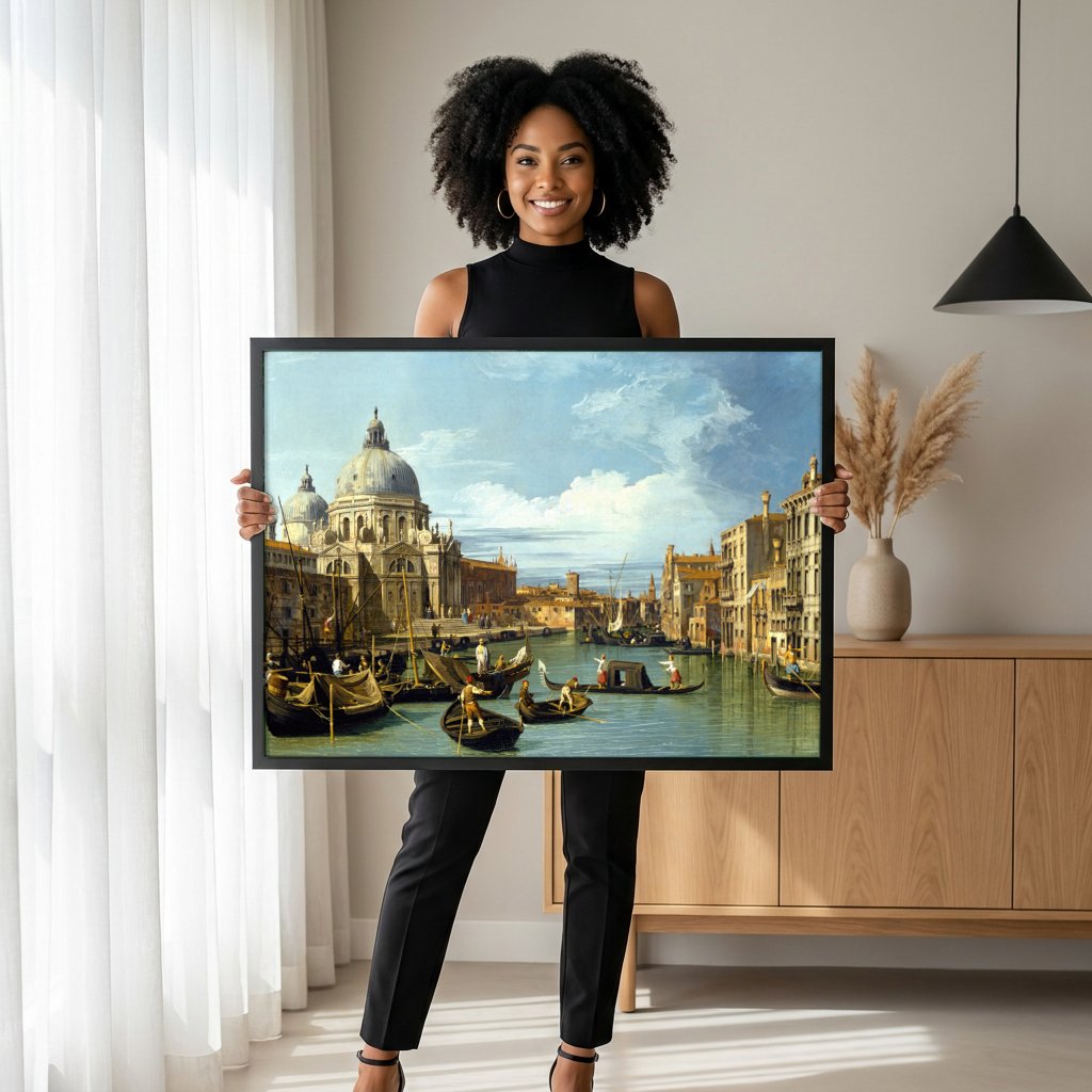Quadro Decorativo 'O Grande Canal e a Igreja de Santa Maria della Salute' - Canaletto com modelo em ambiente