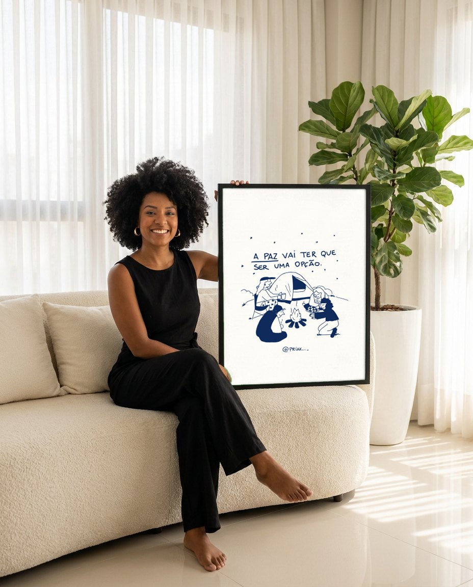 Quadro Decorativo 'A Paz Vai Ter Que Ser Uma Opção' - Priscila Maciel | modelo apresentando o quadro emoldurado
