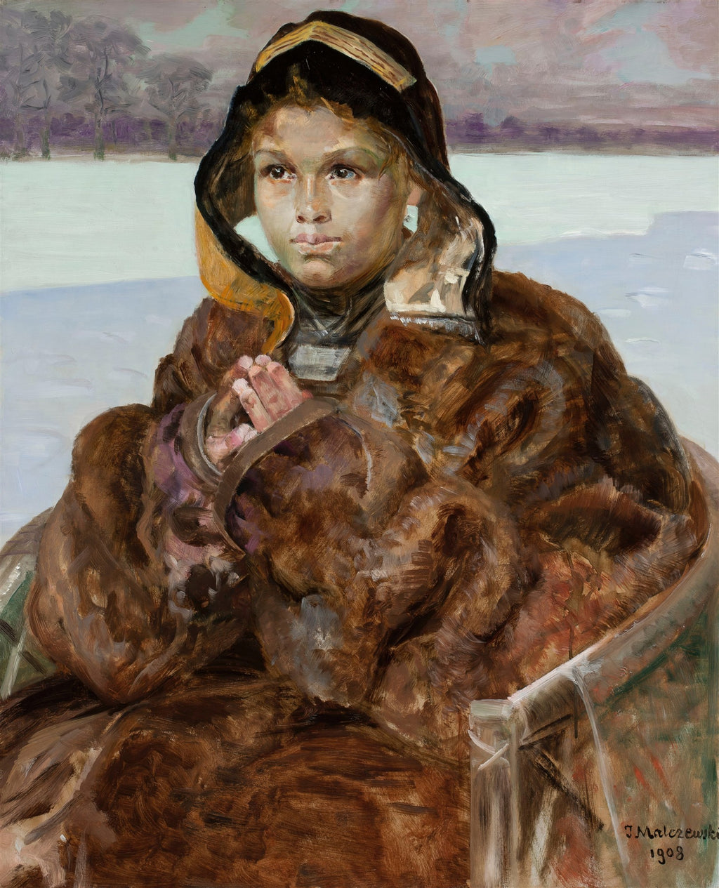 Quadro decorativo "A garota na neve" de Jacek Malczewski, retratando uma jovem com casaco de pele e capuz, com as mãos unidas, em paisagem invernal coberta de neve e árvores distantes. A pintura possui tons terrosos e frios.