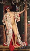 Pintura de James Tissot 'A Japonesa' retratando uma mulher de pele clara, com os seios à mostra, vestindo um quimono branco e vermelho ricamente bordado com flores, cabelo escuro com adornos florais vermelhos, em um cenário de inspiração japonesa com cerejeiras em flor.