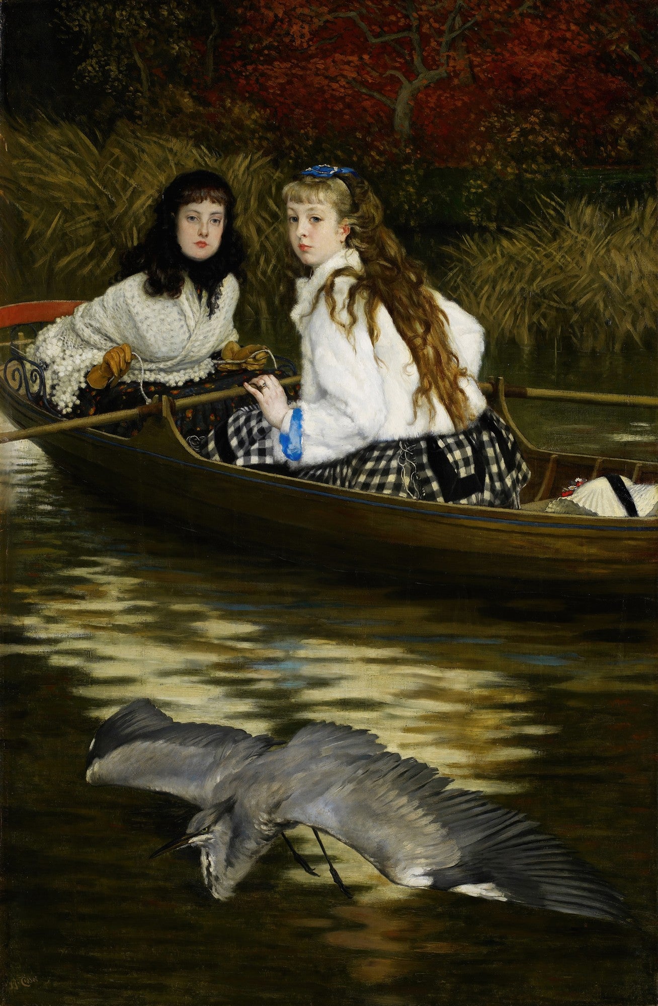 Quadro decorativo com duas mulheres jovens em um barco, vestidas com roupas de época, em um lago com uma garça cinza voando sobre a água. A cena é outonal, com folhagens avermelhadas ao fundo. Obra de James Tissot.