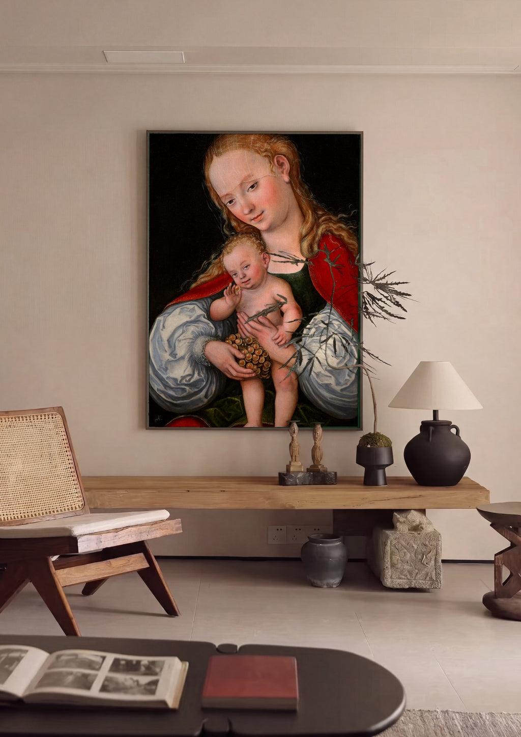 Quadro Decorativo Madona com o Menino Jesus - Lucas Cranach em ambiente decorado