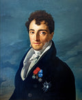 Quadro decorativo com retrato de um homem com cabelo escuro encaracolado, vestindo casaco escuro com condecorações e lenço branco, em fundo azul craquelado, estilo atribuído a Ingres.