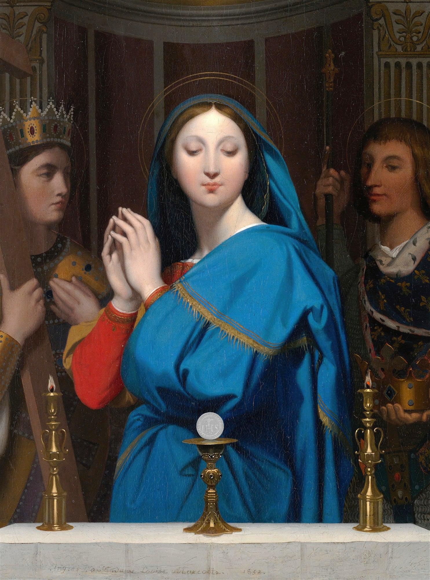 Pintura de Ingres, A Virgem da Hóstia, com a Virgem Maria em oração, vestindo um manto azul vibrante e uma auréola, ladeada por figuras em trajes medievais e uma hóstia em um ostensório dourado.