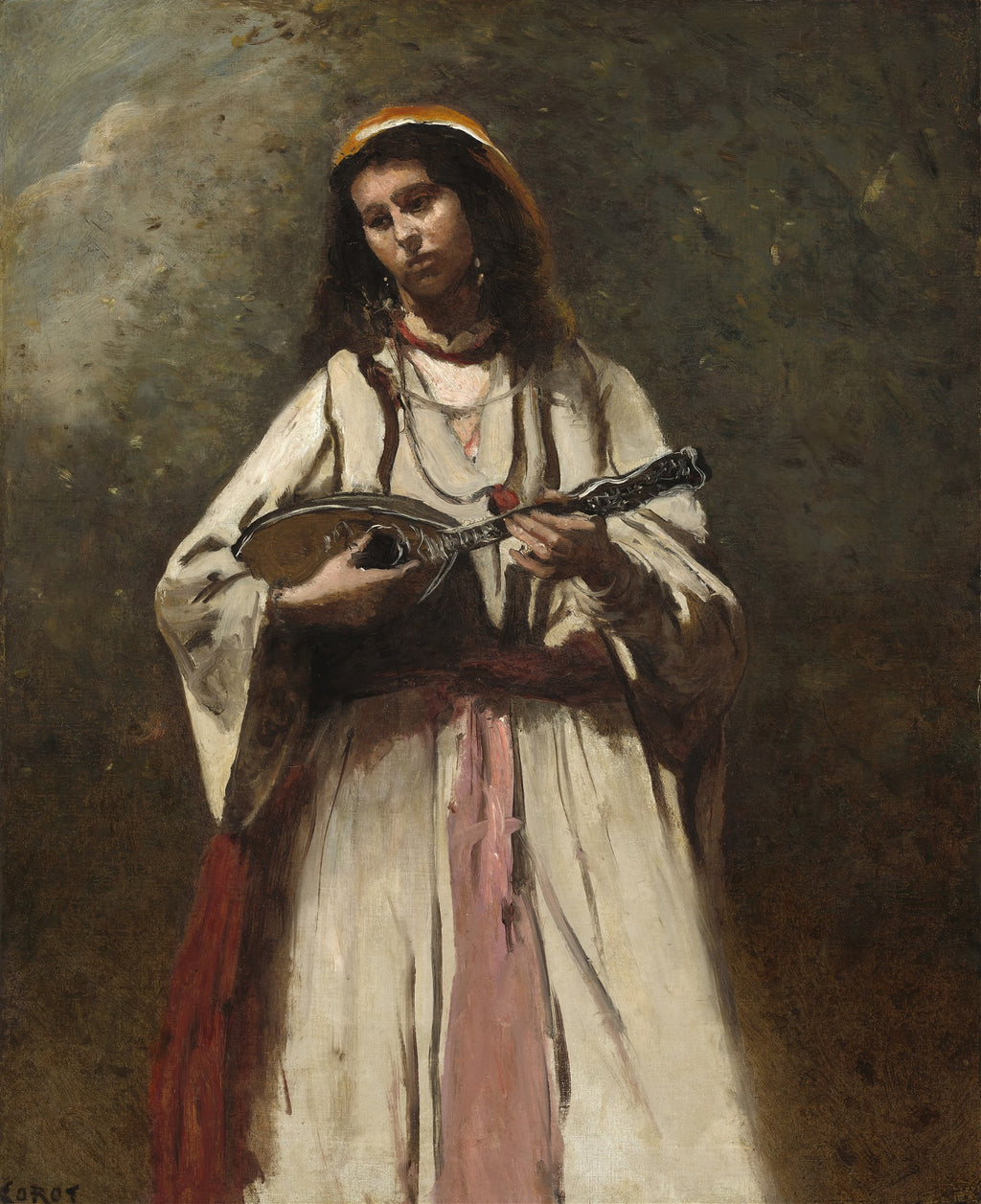 Quadro decorativo com pintura de Jean-Baptiste Camille Corot, 'A Cigana com Bandolim'. Retrata uma mulher de cabelos escuros e vestes claras segurando um bandolim, com expressão melancólica, em um fundo escuro e terroso.