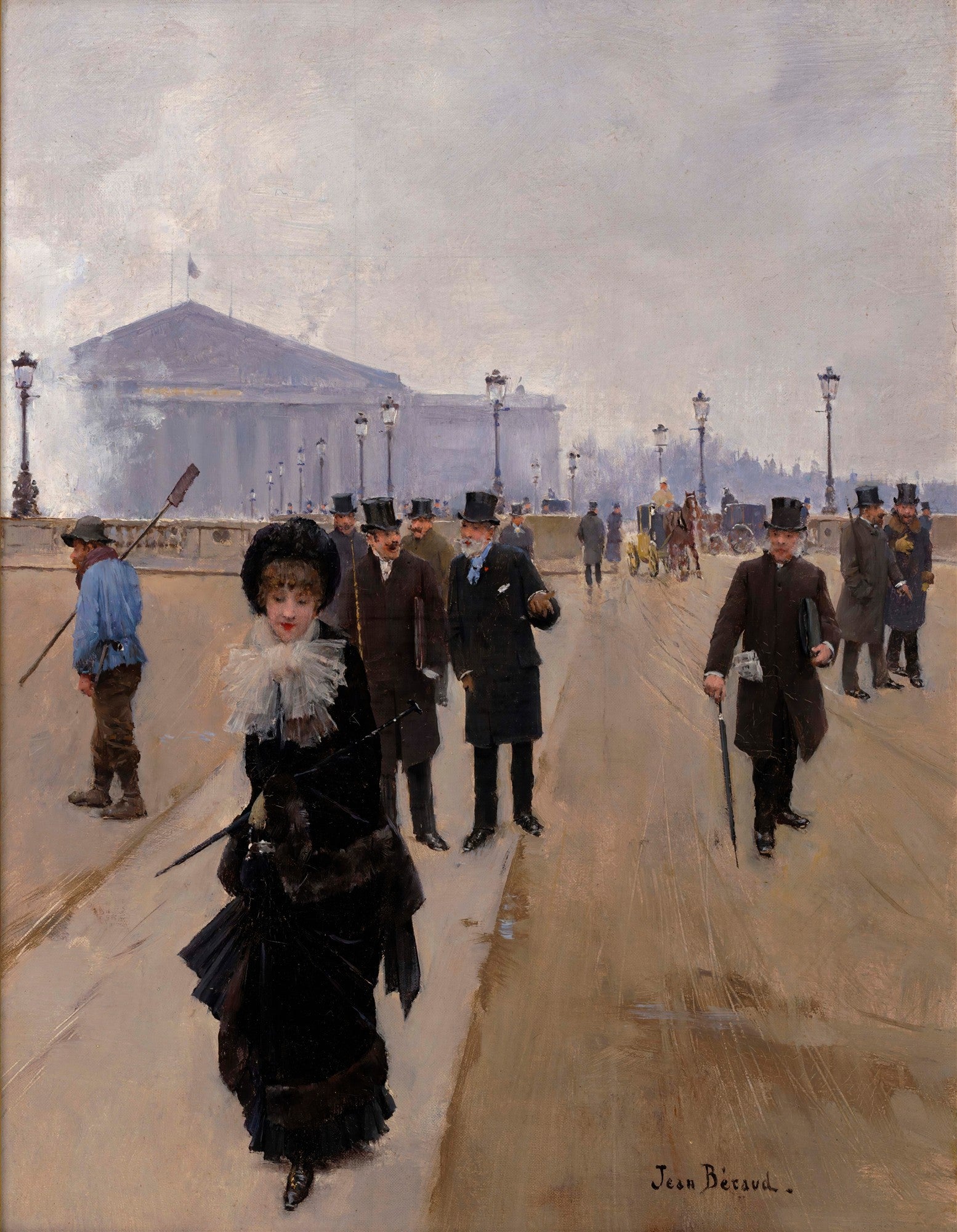 Quadro decorativo mostrando uma cena de rua parisiense no século XIX, com uma mulher elegante em primeiro plano e outras figuras e edifícios ao fundo, sob um céu nublado, estilo Jean Béraud.