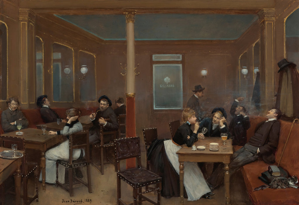 Quadro decorativo com pintura a óleo de Jean Béraud, 'Le café', retratando uma cena interior de um café parisiense com diversas pessoas em mesas, fumando e conversando, com tons terrosos e detalhes em dourado.