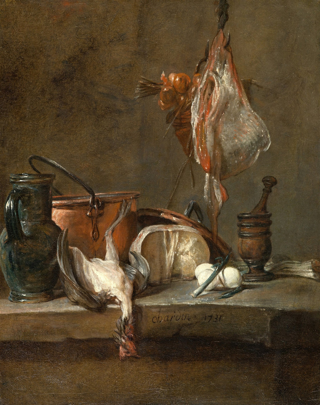 Pintura a óleo de Jean Siméon Chardin de uma natureza-morta com um pato morto, utensílios de cobre, uma jarra, alho e cebolas em uma bancada escura.