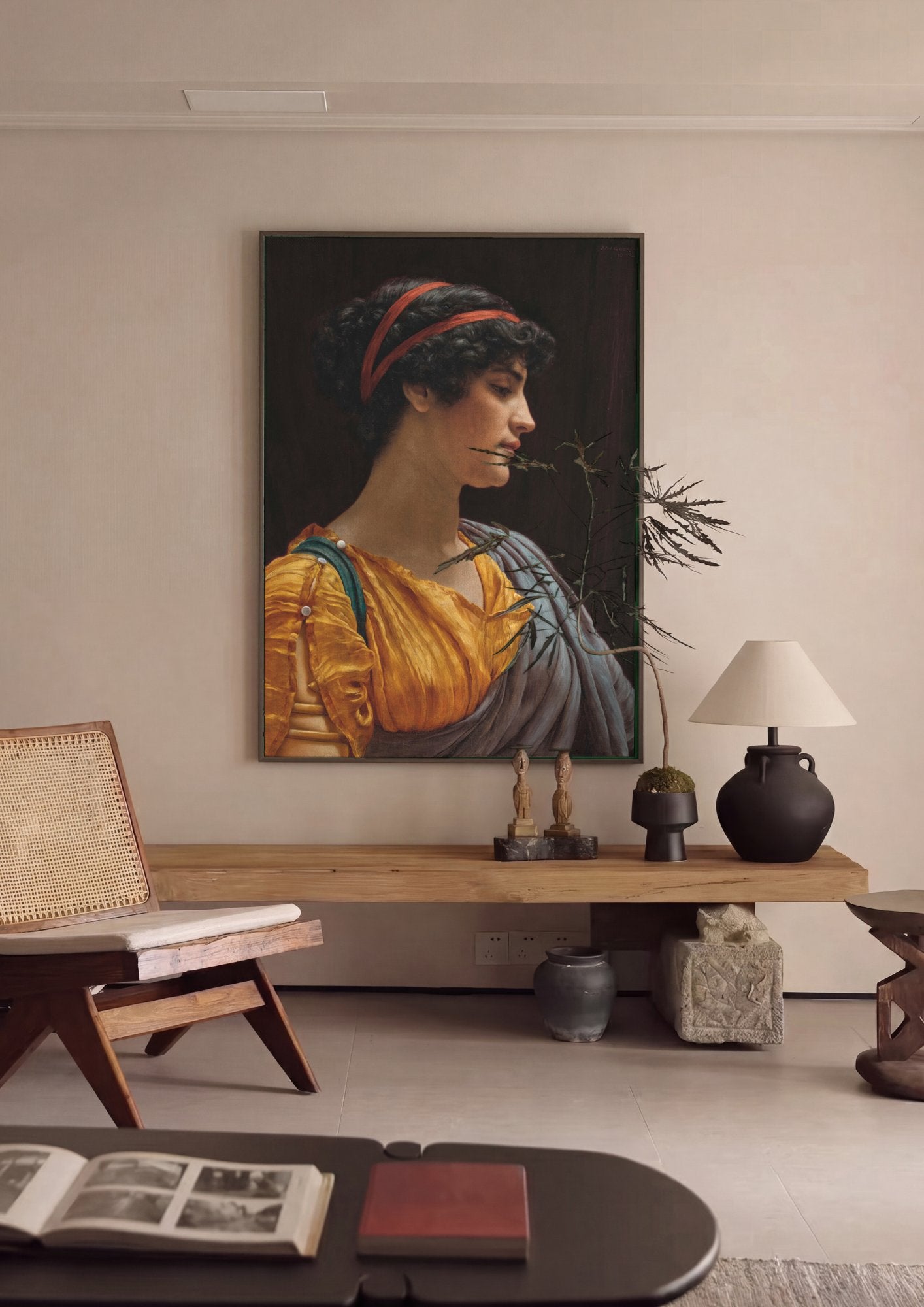 Quadro Decorativo A Beauty in Profile - John William Godward em ambiente decorado