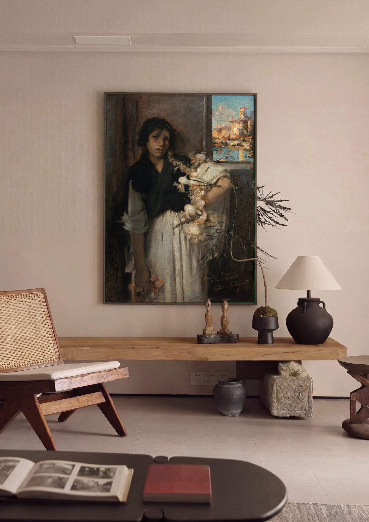 Quadro Decorativo 'A Vendedora de Alho' - John Singer Sargent em ambiente decorado