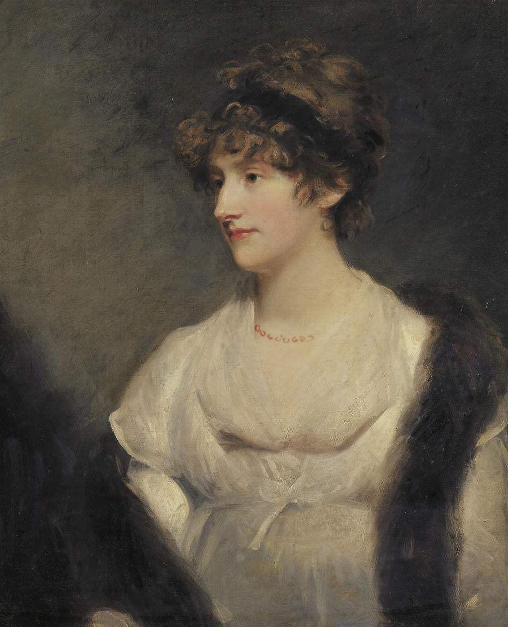 Retrato de uma dama com cachos escuros, vestindo um vestido branco e um xale escuro, em um fundo neutro. Atribuído a John Hoppner.