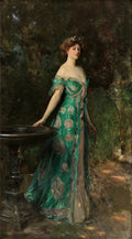 Retrato de corpo inteiro de uma mulher elegante em um vestido verde esvoaçante com detalhes florais, em um jardim sombrio, pintado por John Singer Sargent. Ela está perto de uma fonte, com uma expressão serena e um adorno na cabeça.