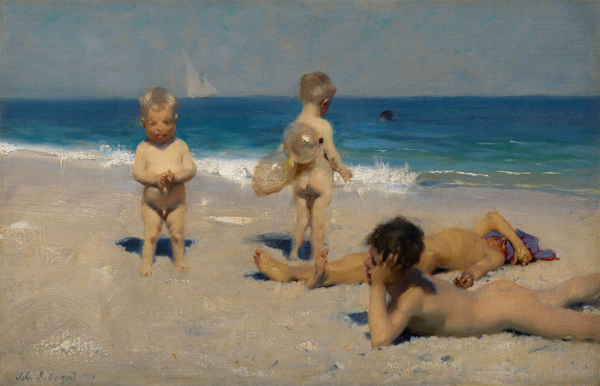 Pintura a óleo de John Singer Sargent, 'Children Bathing', mostrando crianças nuas na praia, com o mar azul e um barco ao fundo. A luz do sol ilumina a areia e as figuras.