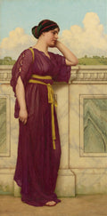 Mulher com vestido púrpura e faixa amarela, apoiada em balcão, olhando para o lado direito da tela, em um cenário de paisagem clássica com céu azul e nuvens brancas, obra de John William Godward.