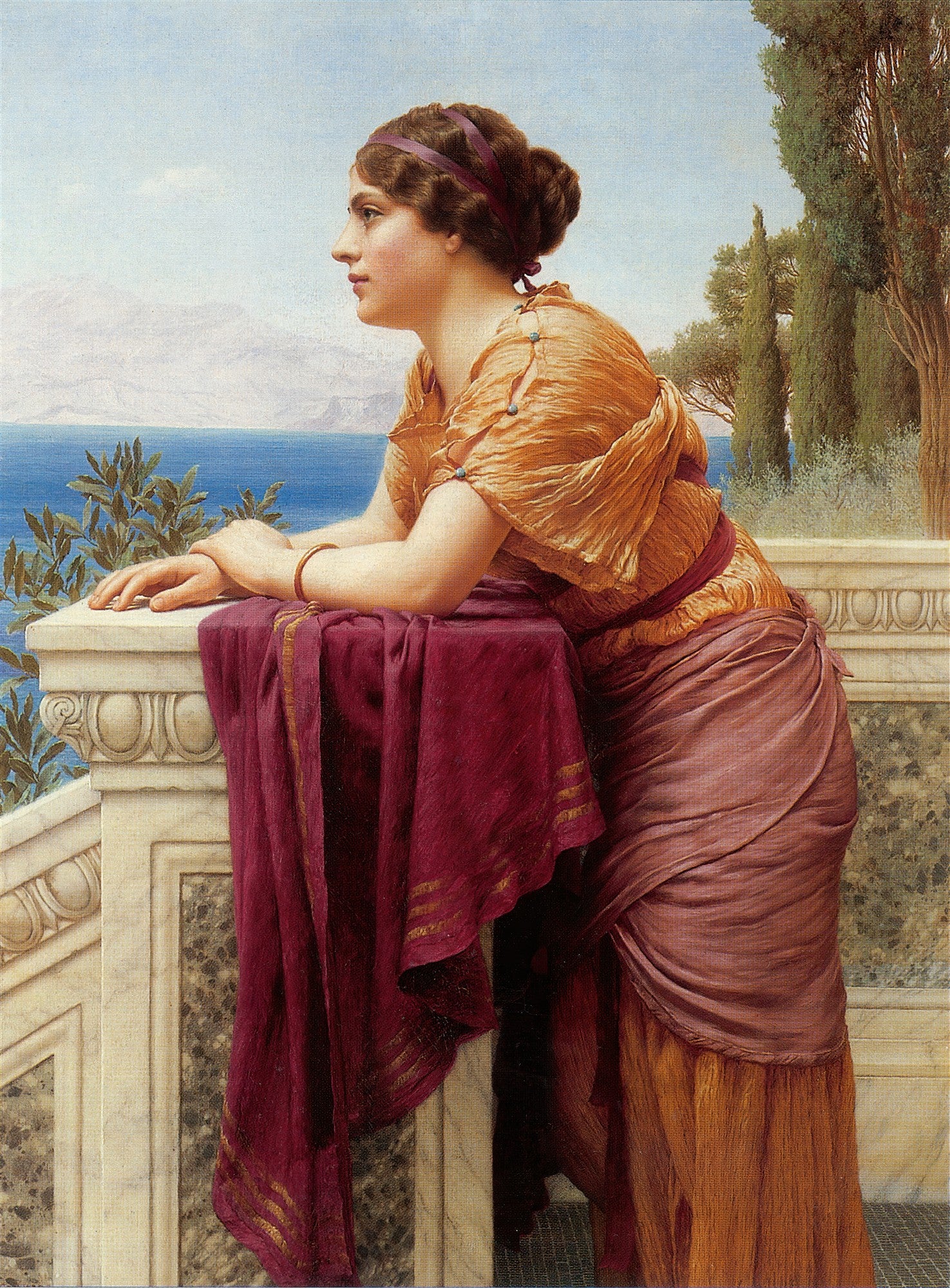 Mulher em vestes clássicas, apoiada em balaustrada de mármore, olhando para o mar em uma pintura de John William Godward.