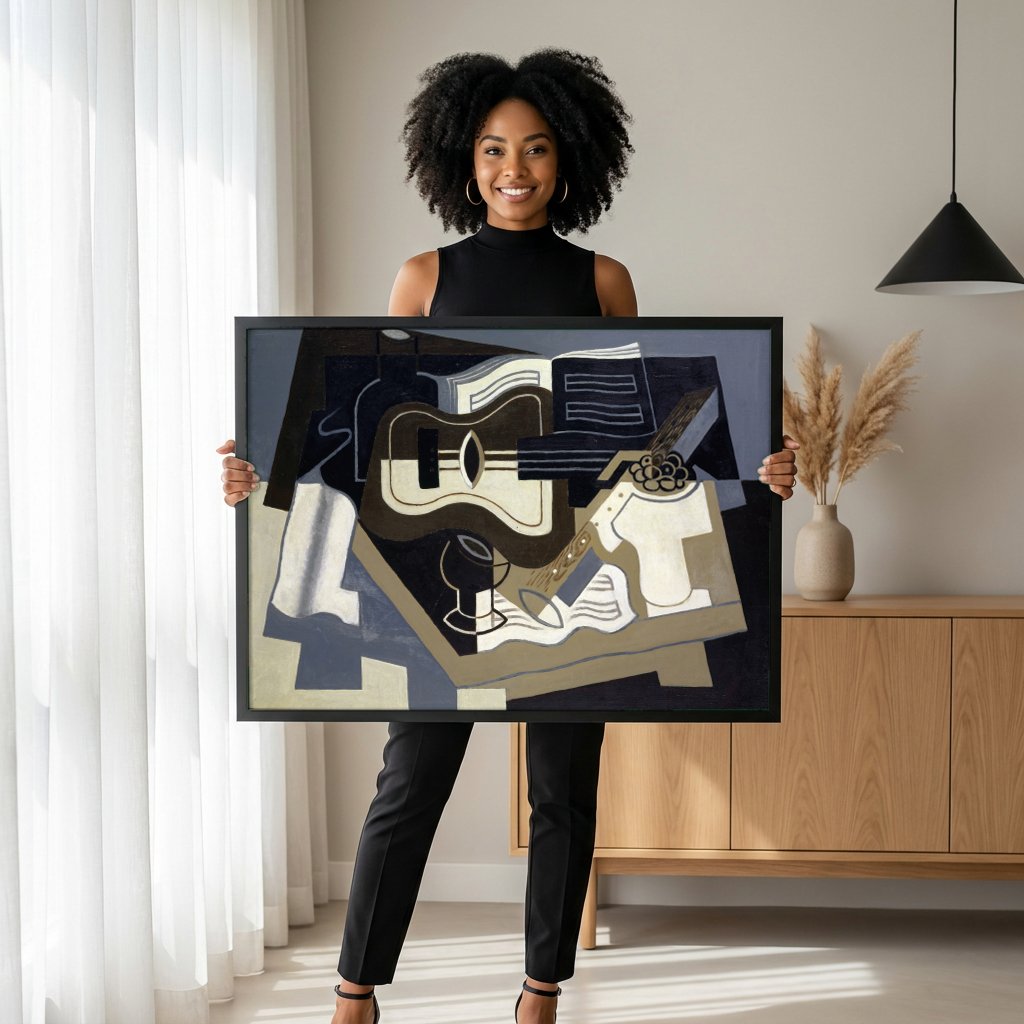 Quadro Decorativo Guitarra e Fruteira - Juan Gris com modelo em ambiente