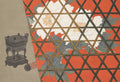 Quadro decorativo japonês com um cesto de incenso cinza no canto inferior esquerdo e um fundo vermelho vibrante com grandes peônias brancas e folhas verde-acinzentadas, vistas através de uma grade diagonal de bambu marrom escuro.