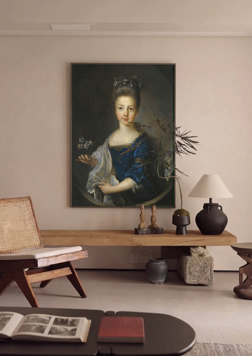 Quadro Decorativo A Jovem Dama de Azul - Jean François de Troy em ambiente decorado