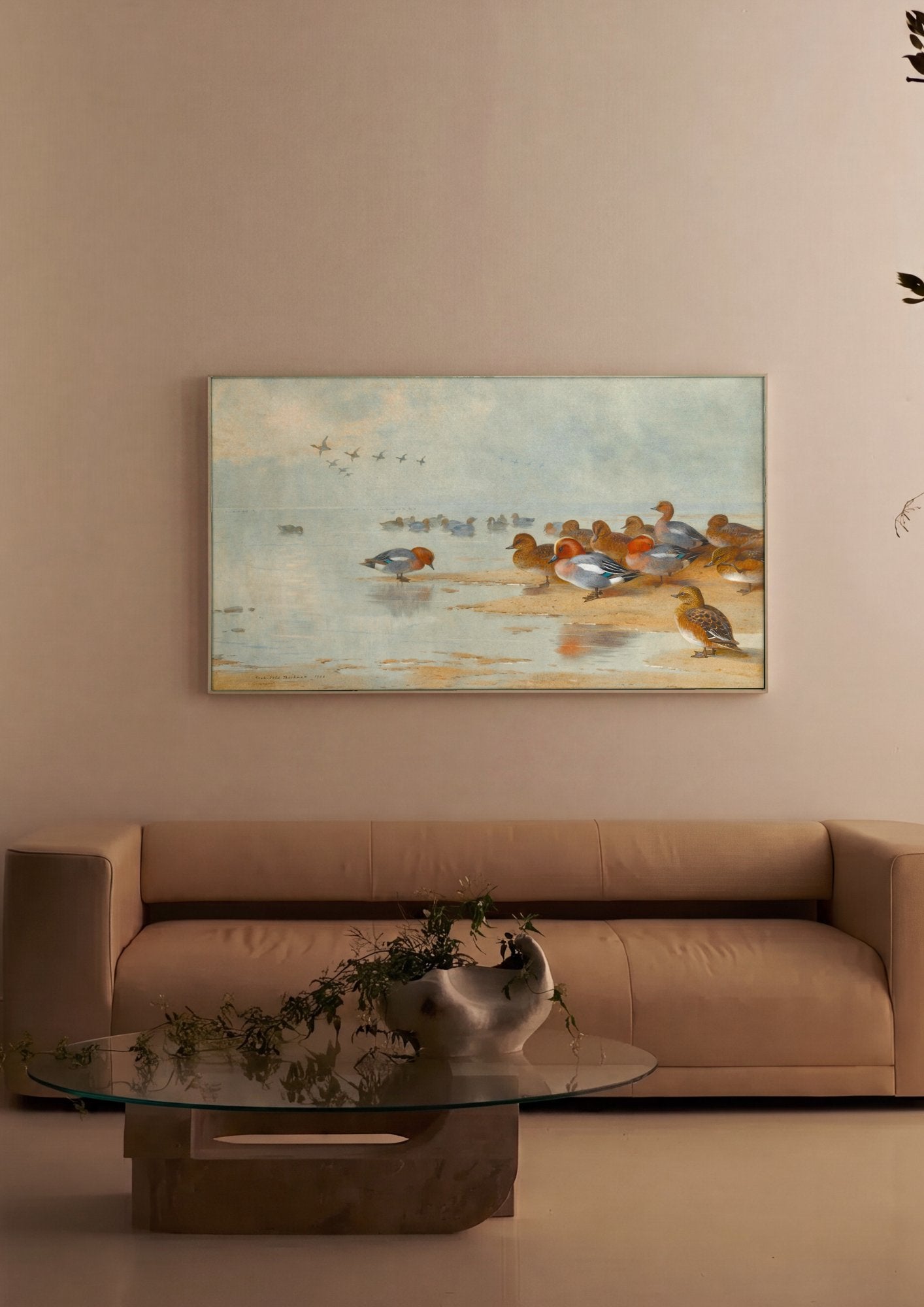 Quadro Decorativo Patos no Lago Congelado - Archibald Thorburn em ambiente decorado