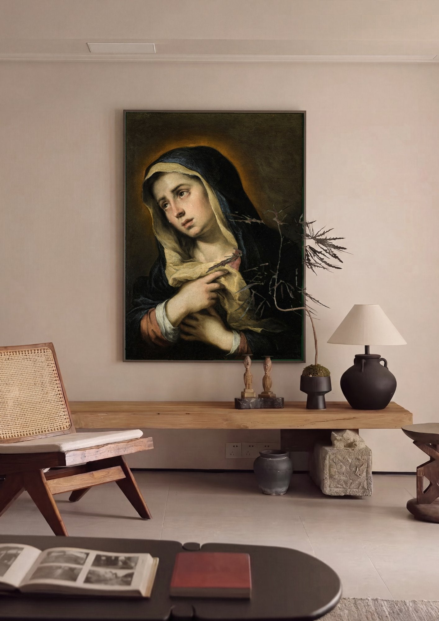 Quadro Decorativo A Dolorosa - Murillo em ambiente decorado