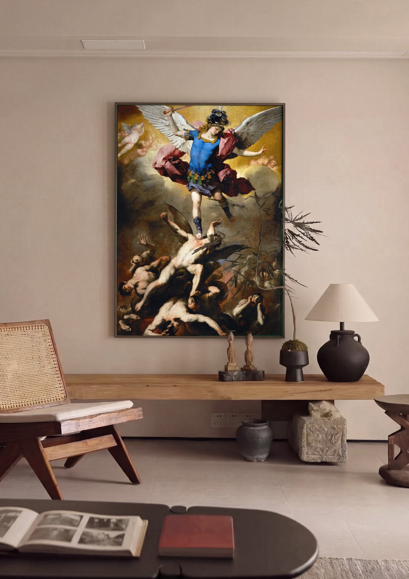 Quadro Decorativo 'São Miguel Arcanjo' - Luca Giordano em ambiente decorado