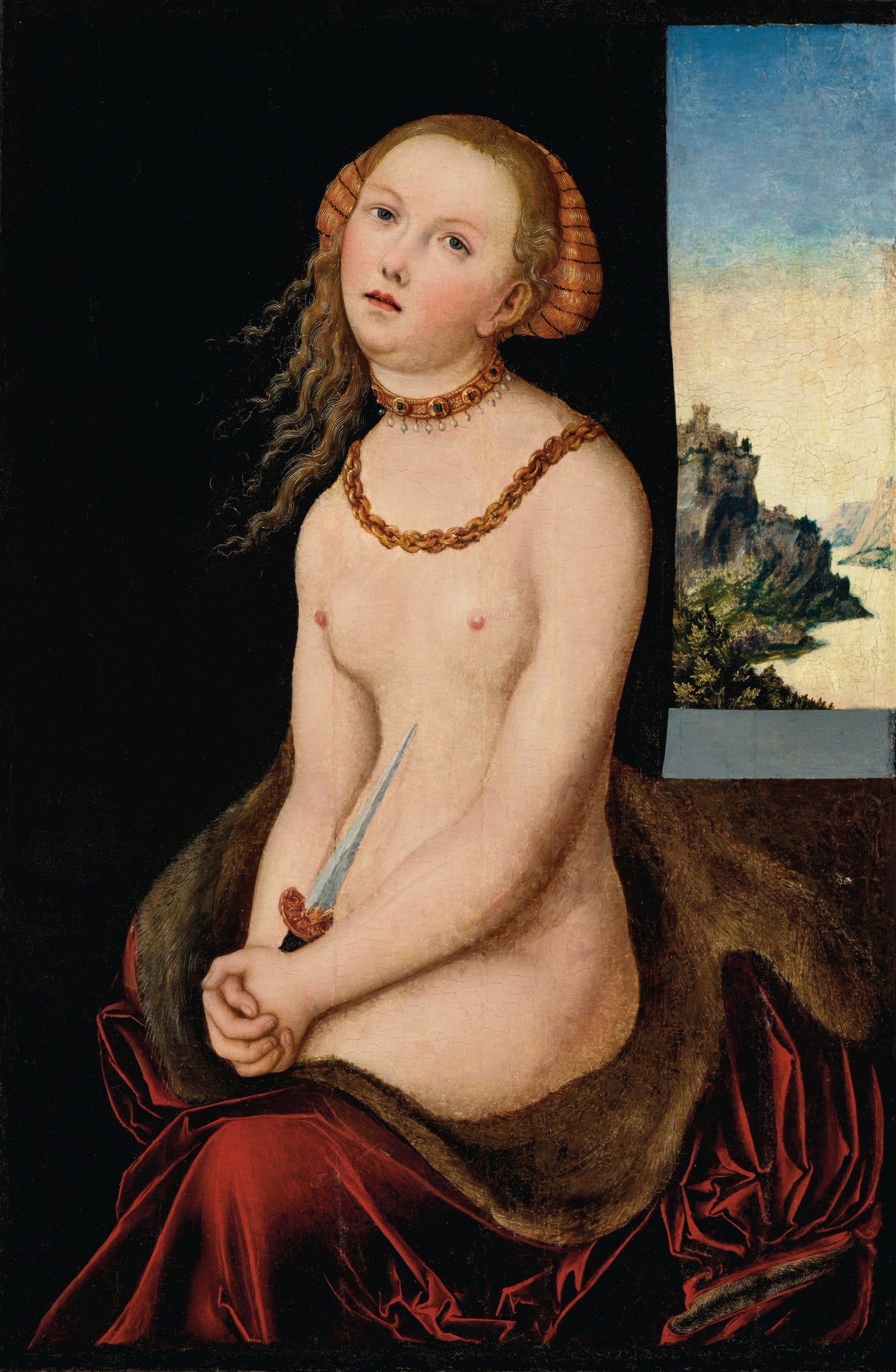 Retrato de Lucrécia, uma mulher jovem e pálida, seminua, com cabelos loiros e cacheados, segurando um punhal apontado para o próprio peito. Usa joias douradas e um manto vermelho. Ao fundo, uma janela revela uma paisagem montanhosa com um castelo. Obra de Lucas Cranach, o Velho.