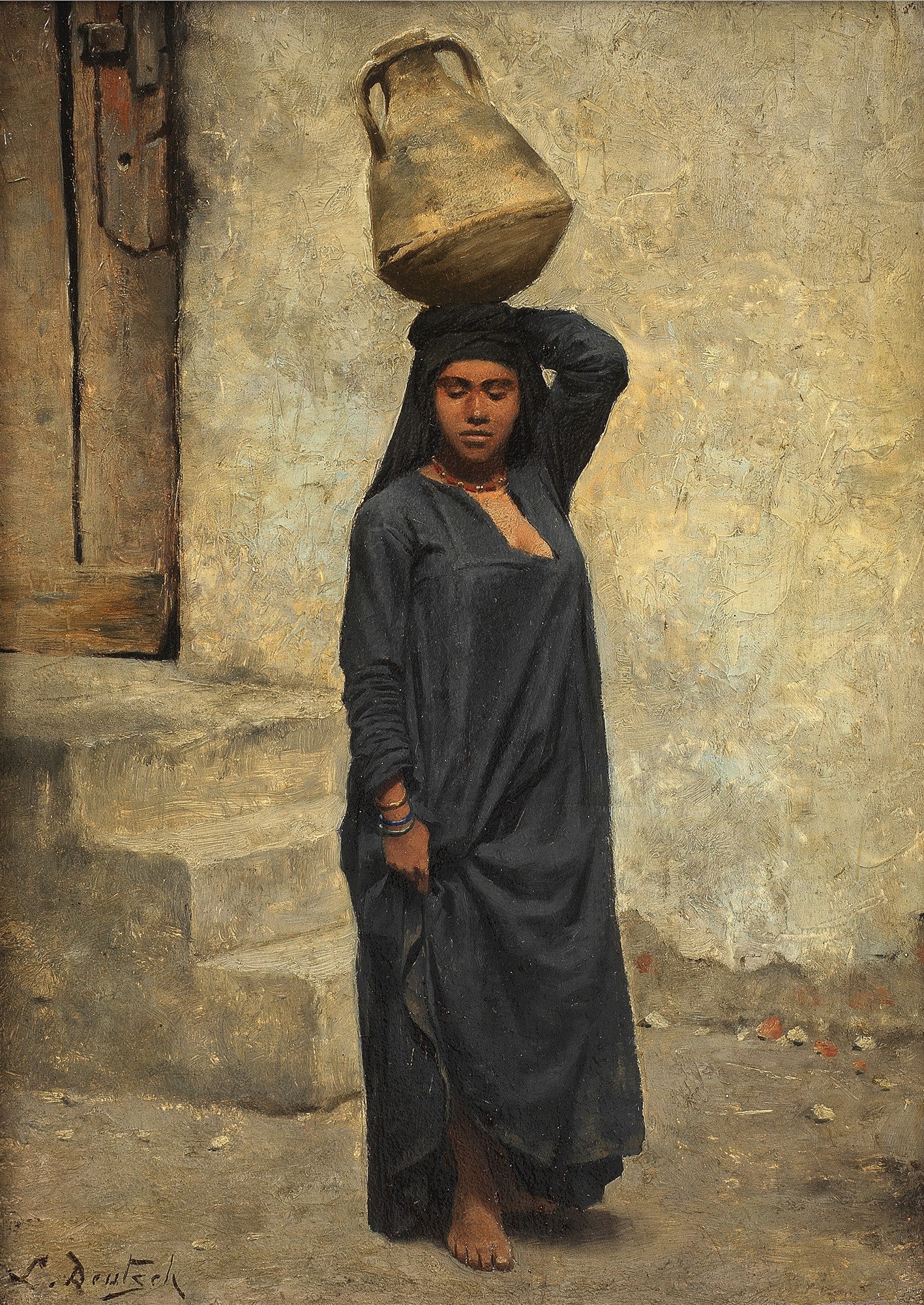 Pintura a óleo de Ludwig Deutsch retratando uma mulher oriental com um cântaro na cabeça, vestindo roupa escura, em frente a uma parede texturizada e degraus.