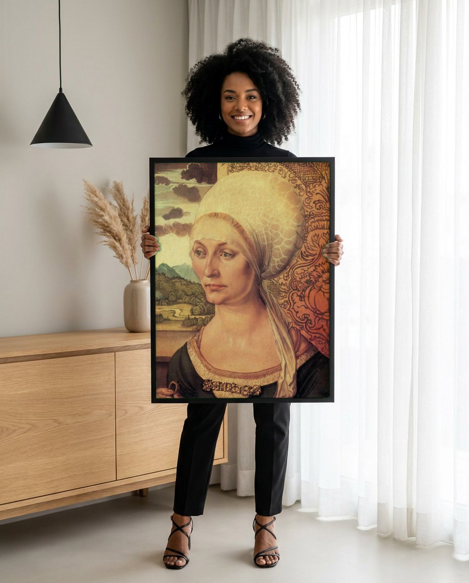 Quadro Decorativo Retrato de Mulher com Cabelos Soltos - Dürer | modelo apresentando o quadro emoldurado