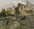 Pintura a óleo de Marie Egner, 'A Casa na Colina', retratando uma edificação antiga de pedra e reboco branco, coberta por vegetação, com escadas de pedra e folhagem exuberante em primeiro plano, sob um céu nublado.
