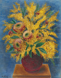 Quadro decorativo com um vaso de flores de Moïse Kisling, apresentando mimosas amarelas e rosas avermelhadas em um vaso marrom sobre um fundo azul.