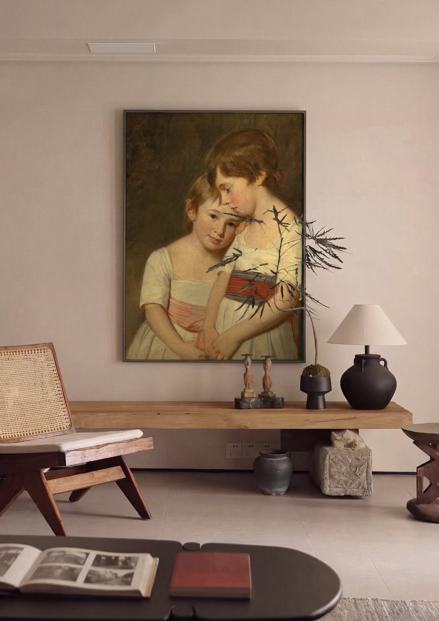 Quadro Decorativo 'As Filhas de Sir Samuel Rush Meyrick' - George Romney em ambiente decorado