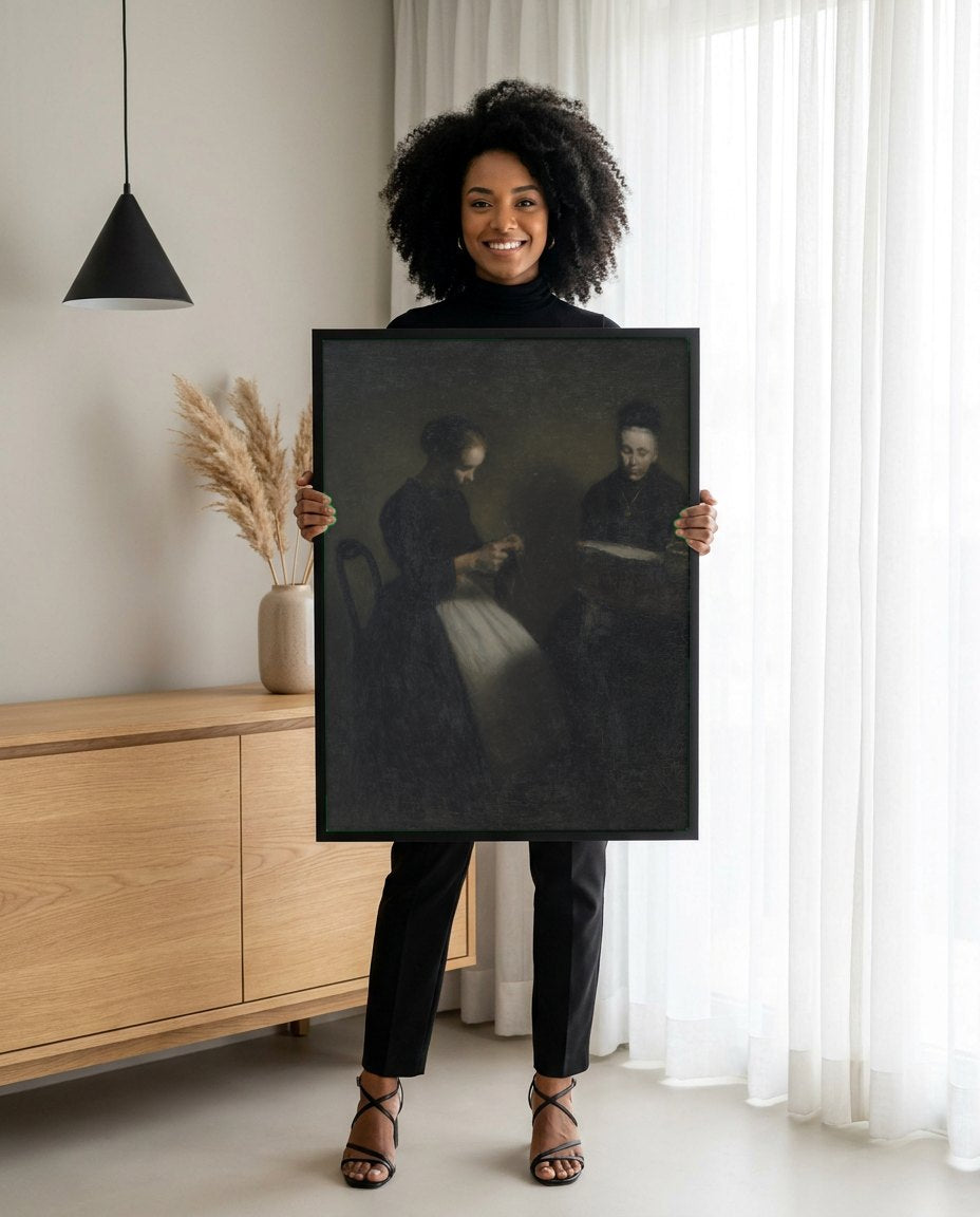 Quadro Decorativo Duas Mulheres em um Interior - Vilhelm Hammershøi | modelo apresentando o quadro emoldurado