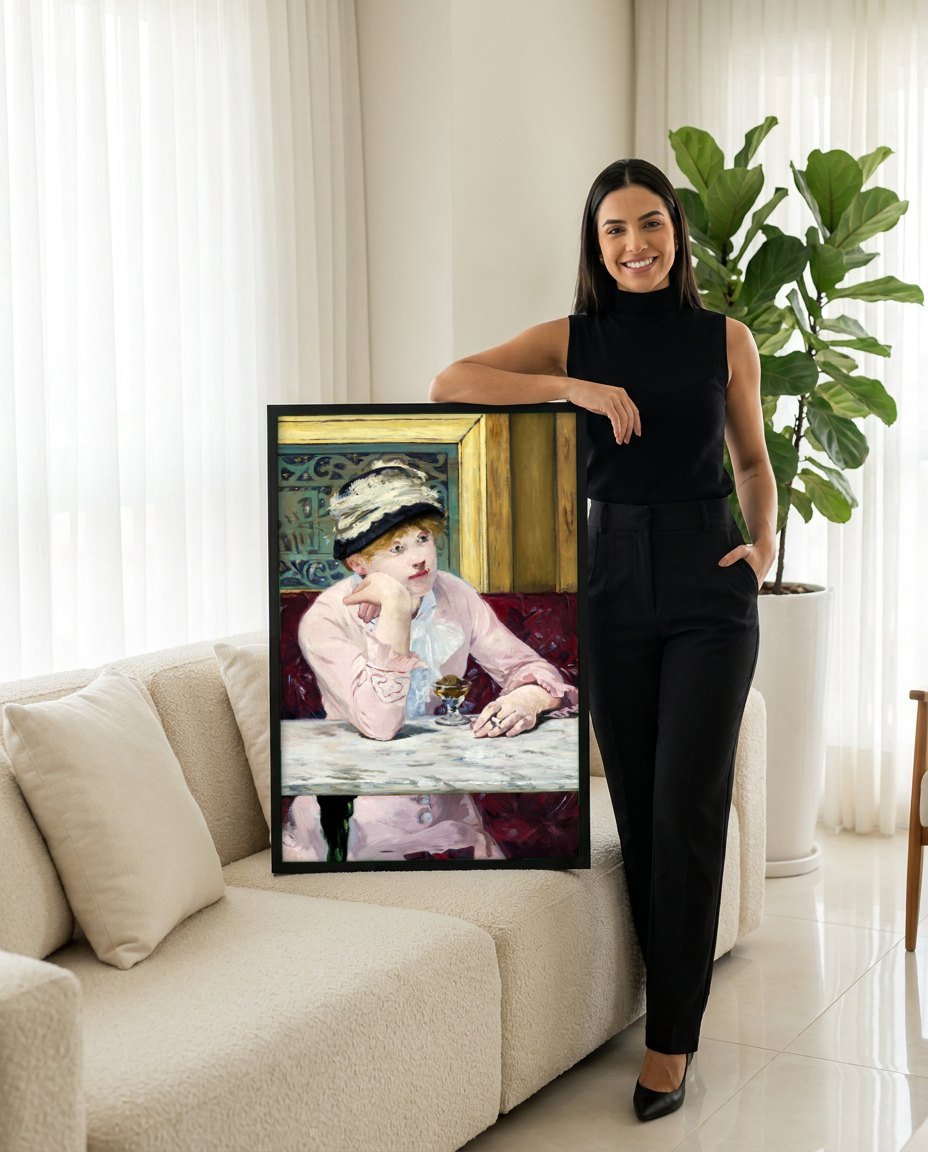 Quadro Decorativo A Cerveja (La Bière) - Manet | modelo apresentando o quadro emoldurado