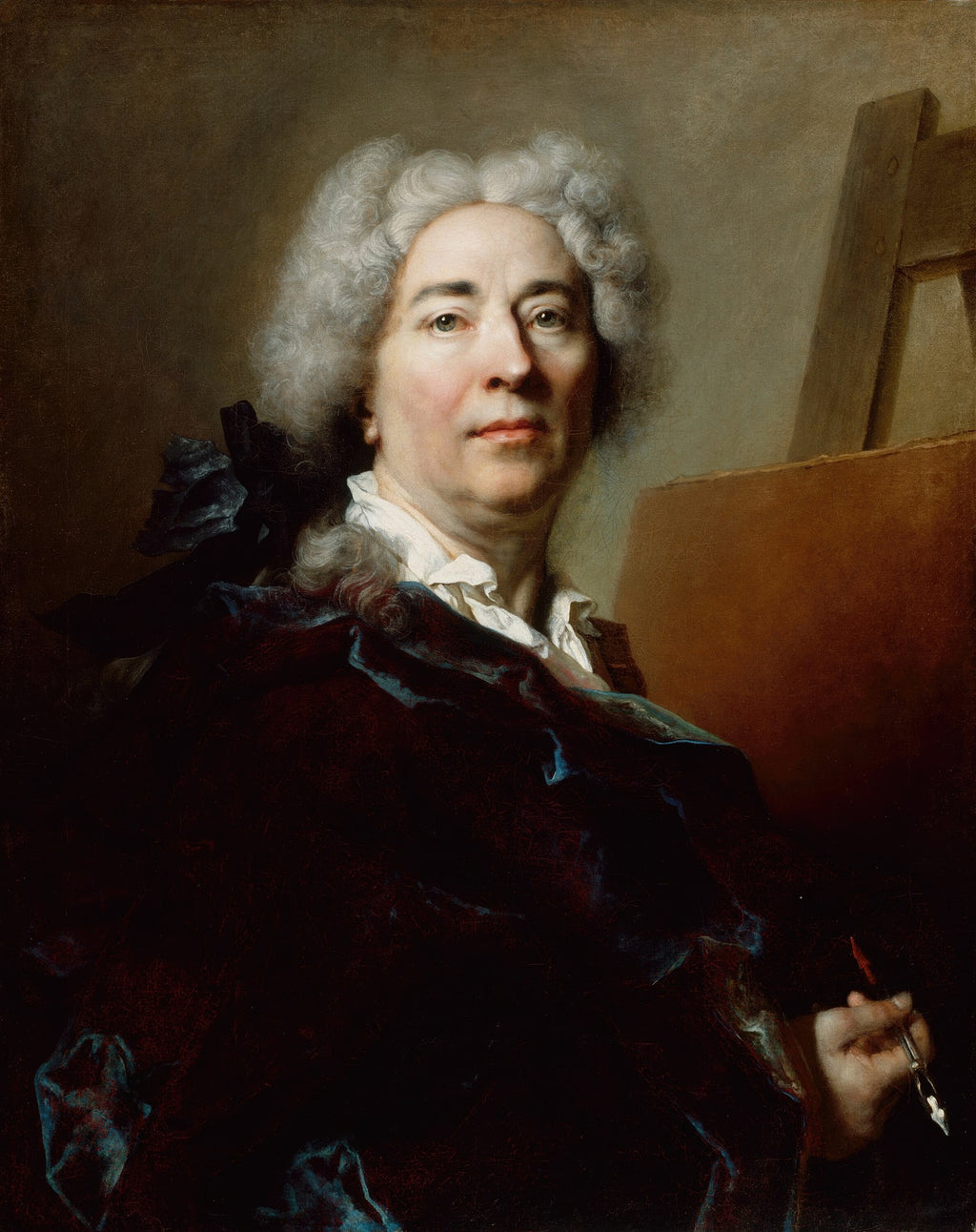 Autorretrato de Nicolas de Largillière, um homem de meia-idade com peruca branca encaracolada e casaco escuro, segurando um pincel, com um cavalete ao fundo. A pintura possui uma iluminação suave e tons escuros.