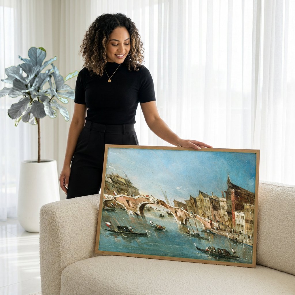 Quadro Decorativo Canal Veneza com Ponte - Francesco Guardi com modelo em ambiente