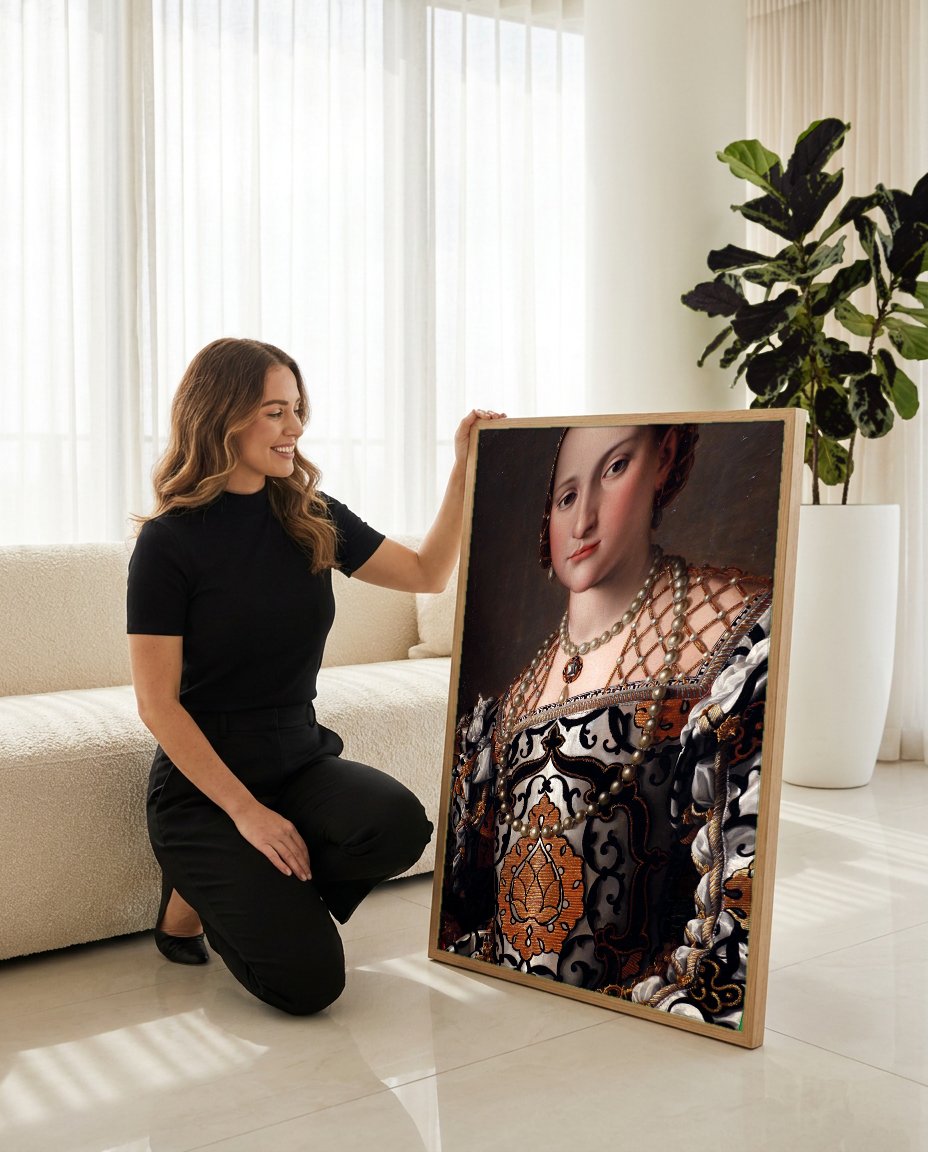 Quadro Decorativo Retrato de Dama - Bronzino com modelo em ambiente