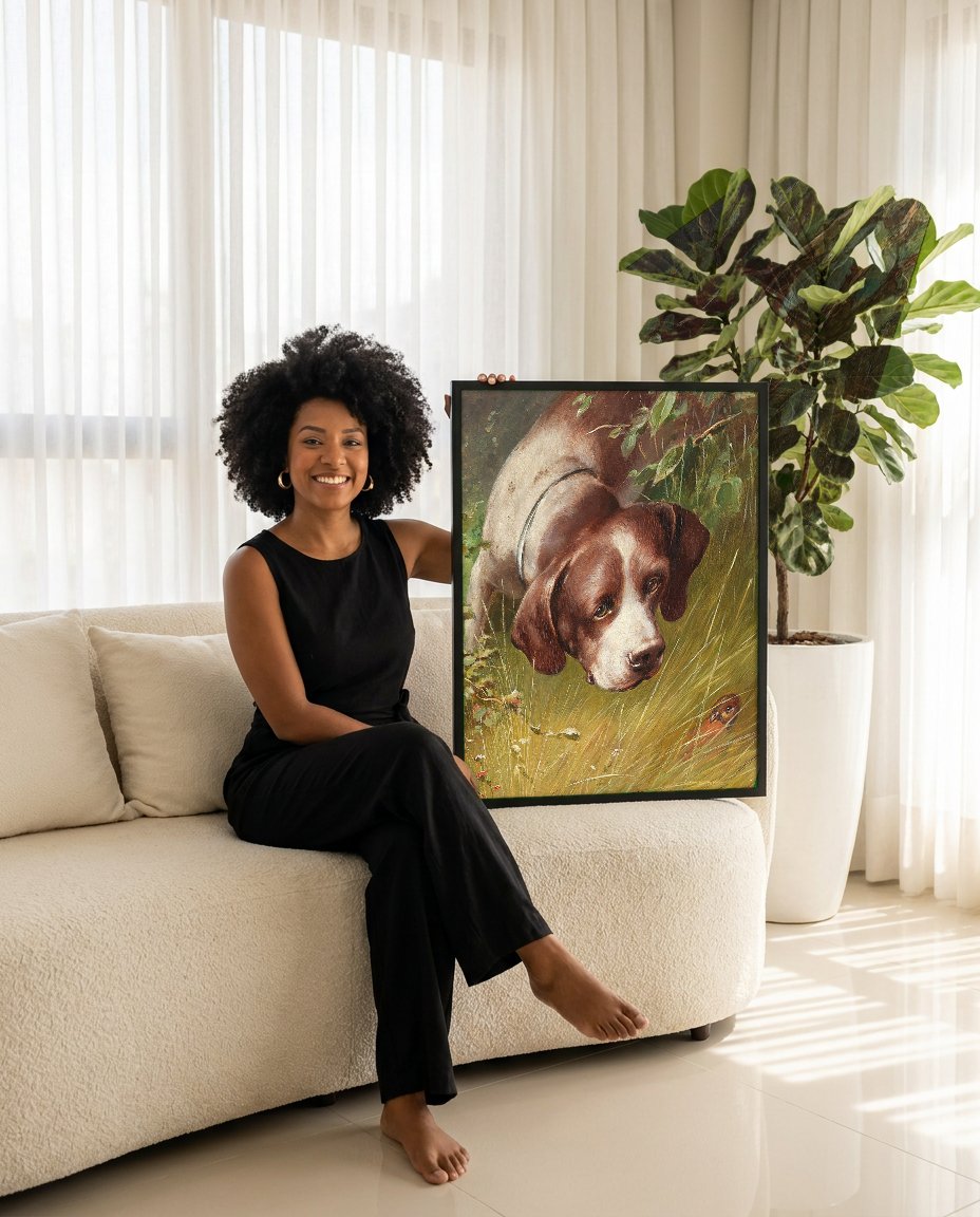 Quadro Decorativo Cão de Caça no Campo - Carl Reichert com modelo em ambiente