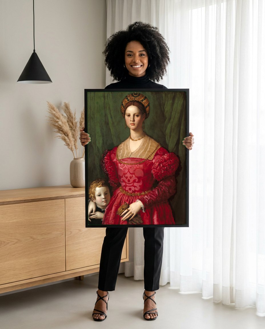 Quadro Decorativo Senhora com Filho - Agnolo Bronzino | modelo apresentando o quadro emoldurado
