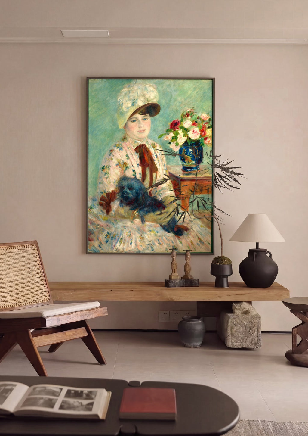 Quadro Decorativo Mulher com Cachorro e Flores - Renoir em ambiente decorado