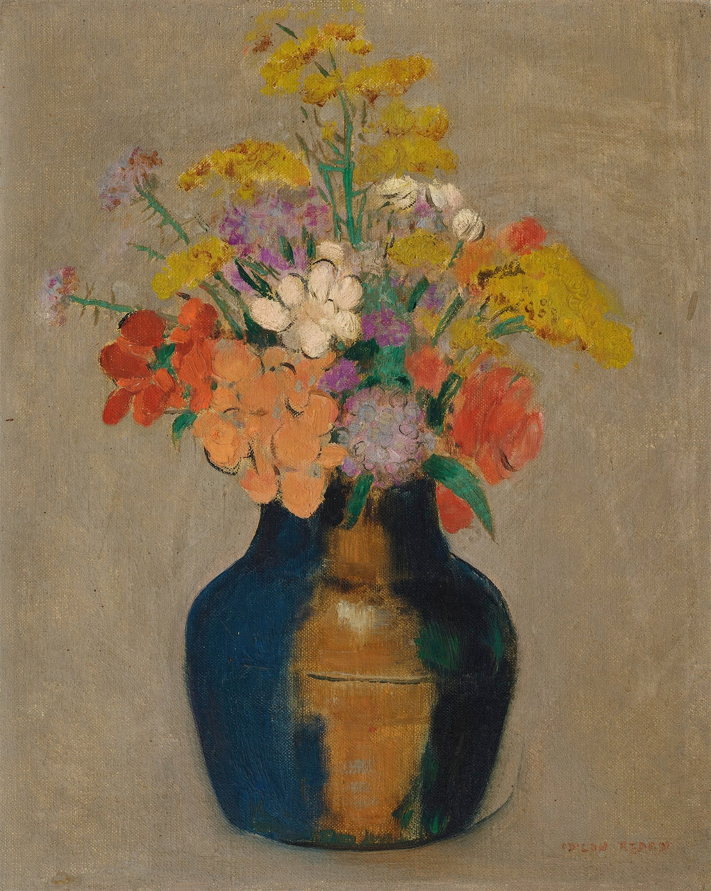 Quadro decorativo colorido de Odilon Redon, representando um vaso azul escuro com reflexos dourados contendo um arranjo vibrante de flores amarelas, laranjas, brancas e roxas sobre um fundo neutro.