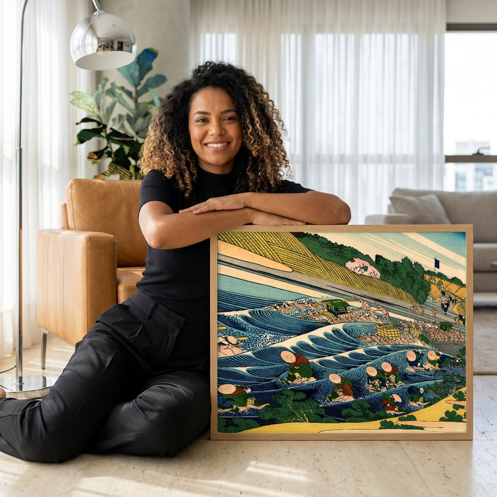 Quadro Decorativo A Travessia do Rio Ōi - Hokusai com modelo em ambiente