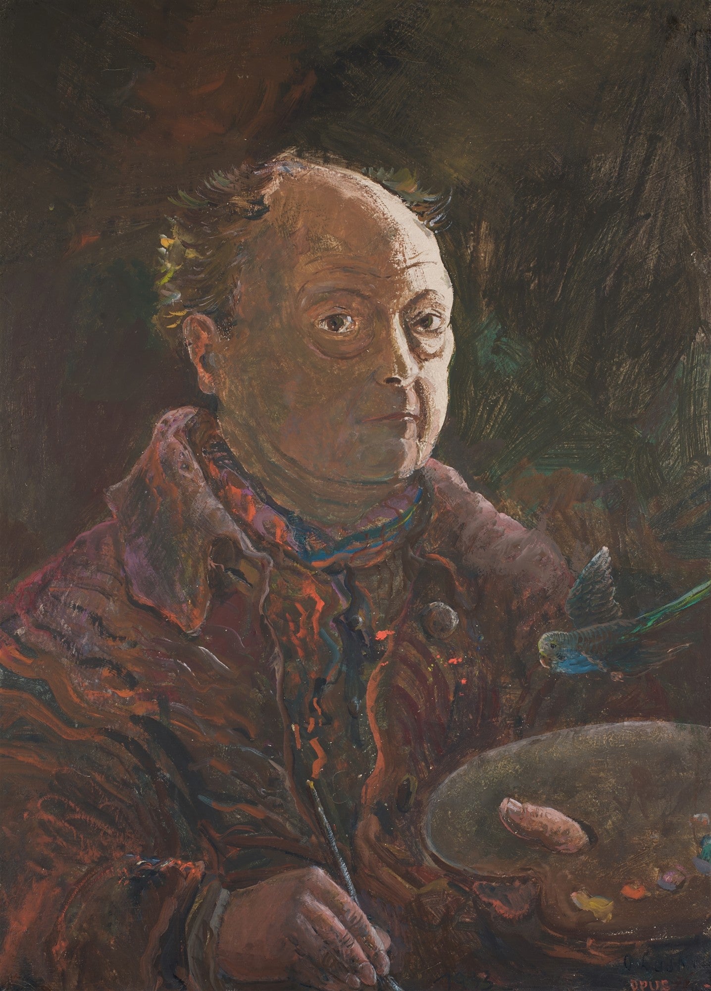 Autorretrato a óleo de Oskar Laske, um homem de meia-idade com cabelo ralo e olhar intenso, segurando um pincel e uma paleta, com um periquito azul e verde voando perto. As cores são terrosas e expressivas, típicas da pintura de Laske.