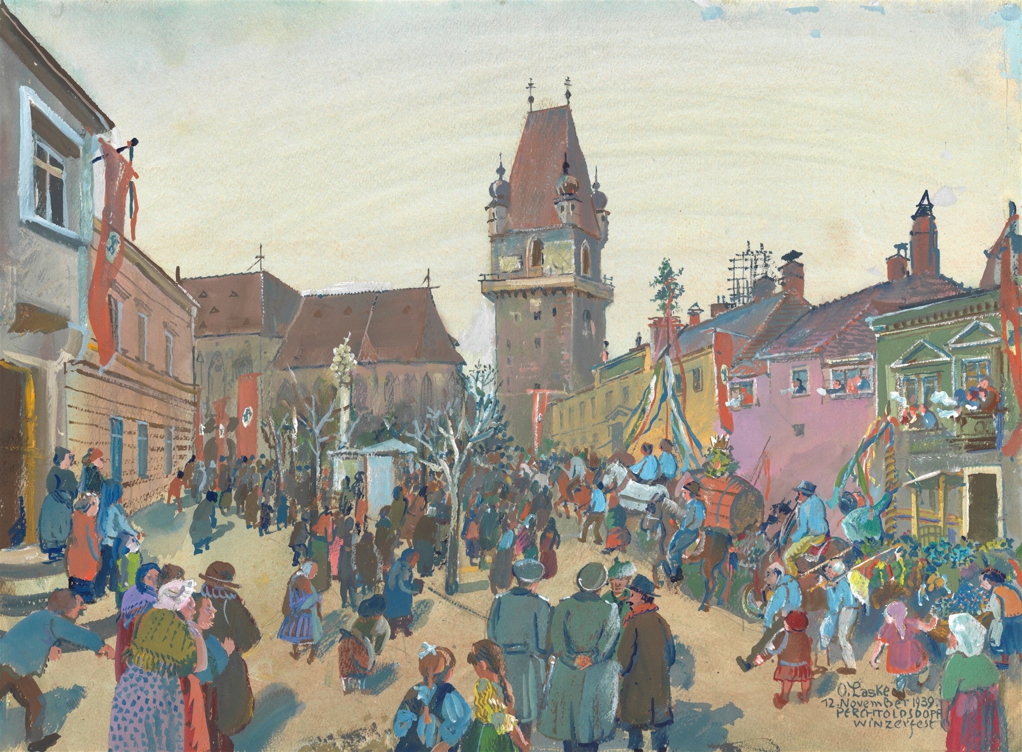 Quadro decorativo mostrando uma praça movimentada com pessoas em um festival, edifícios antigos e uma torre alta ao fundo, em estilo vibrante de Oskar Laske.