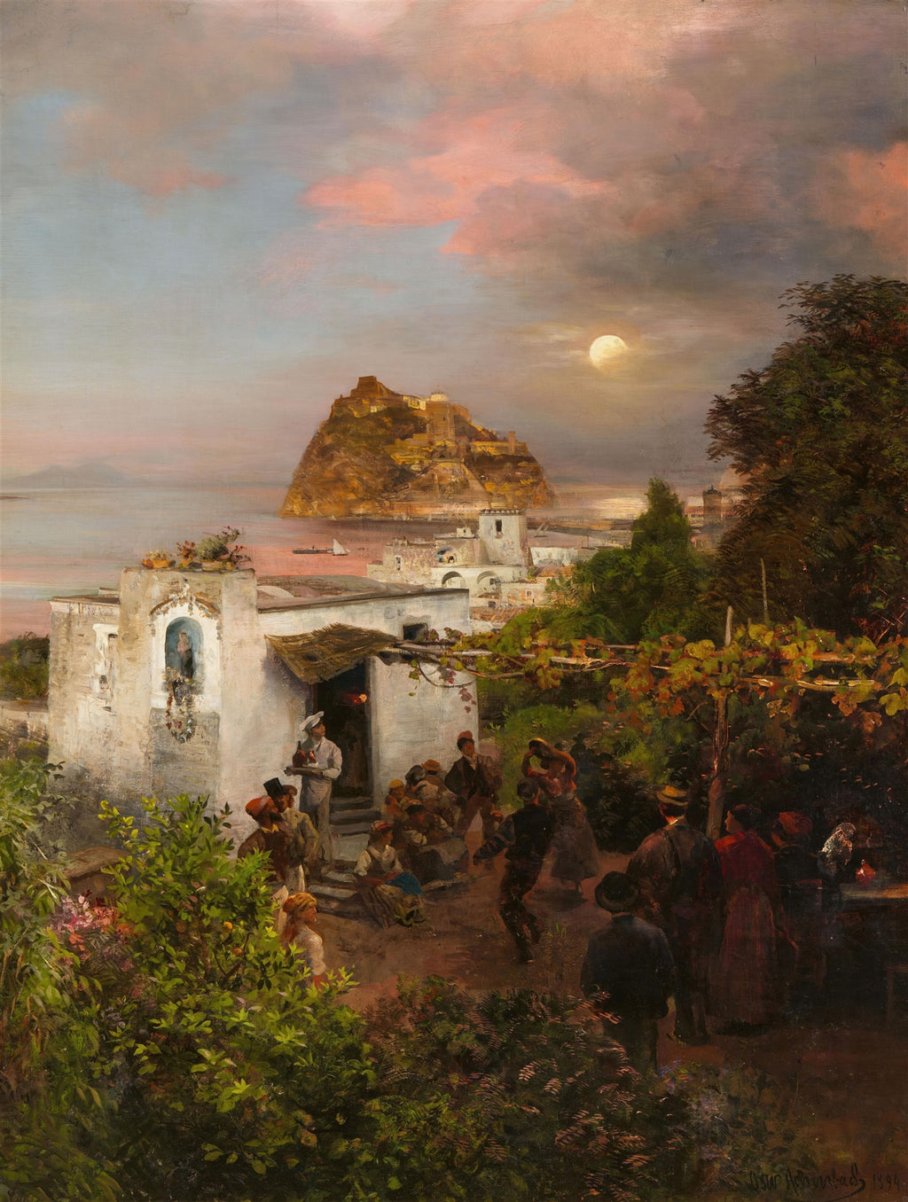 Quadro decorativo mostrando uma cena noturna na costa italiana com pessoas reunidas, um vilarejo e uma ilha rochosa sob a luz da lua cheia, com céu crepuscular.